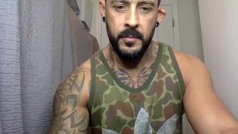 Snapshot of fabianelgalan chatting on January 24, 2025, 4:16 am Fabianelgalan online show from January 24, 2025, 4:16 am