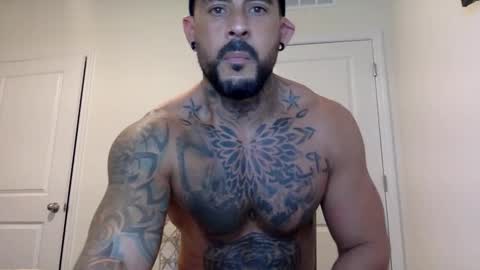 Snapshot of fabianelgalan chatting on February 27, 2025, 4:20 am Fabianelgalan online show from February 27, 2025, 4:20 am