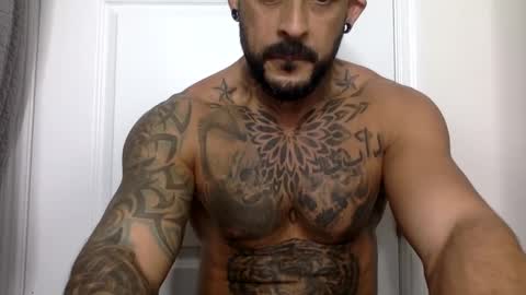 Snapshot of fabianelgalan chatting on March 3, 2025, 4:03 am Fabianelgalan online show from March 3, 2025, 4:03 am