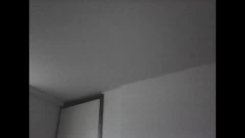 R online show from September 21, 2025, 6:42 pm