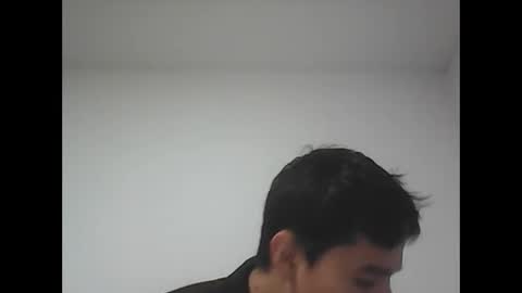 R online show from September 28, 2025, 2:44 pm