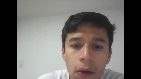 R online show from October 8, 2025, 3:53 pm