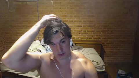 Snapshot of fabio_rodrigues chatting on December 7, 2024, 2:53 am fabio_rodrigues online show from December 7, 2024, 2:53 am