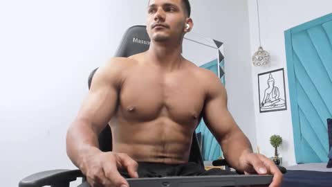 FABIO online show from November 13, 2025, 8:30 pm