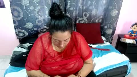 fabritziapiel online show from June 23, 2026, 2:26 pm