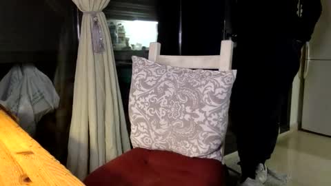 Fabro online show from February 6, 2026, 7:17 pm