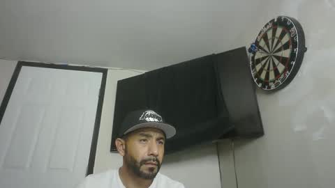 Mark online show from November 1, 2025, 8:49 am