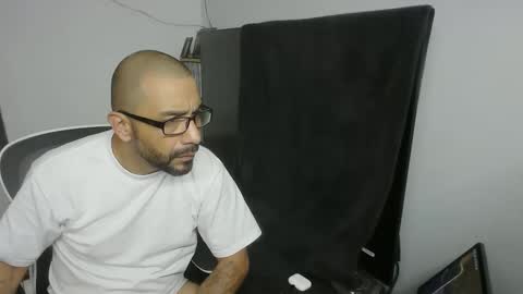 Snapshot of faded805 chatting on June 1, 2026, 4:47 am Mark online show from June 1, 2026, 4:47 am