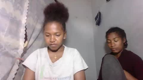 faiqua95 online show from March 24, 2026, 10:42 am