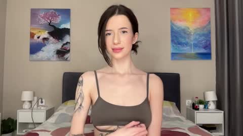 Snapshot of fairy_bloomix chatting on February 15, 2025, 6:12 pm Bloom online show from February 15, 2025, 6:12 pm