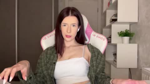 Bloom  online show from March 11, 2026, 6:25 pm