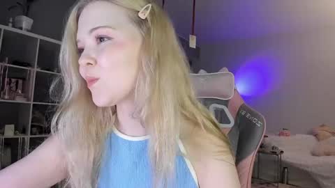 Snapshot of fairy_casey chatting on May 4, 2026, 11:56 pm fairy_casey online show from May 4, 2026, 11:56 pm