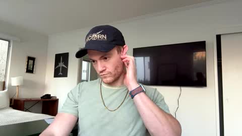 Travis online show from January 28, 2025, 12:57 am