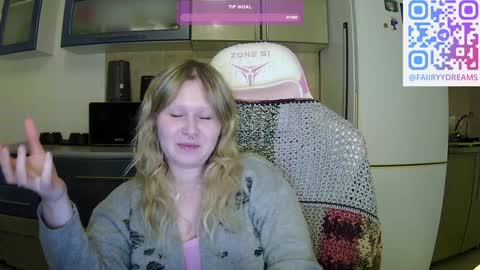 Snapshot of fairydreams_ chatting on January 6, 2025, 5:49 pm Arisha online show from January 6, 2025, 5:49 pm