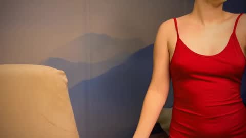 Ilona online show from November 7, 2025, 9:09 am