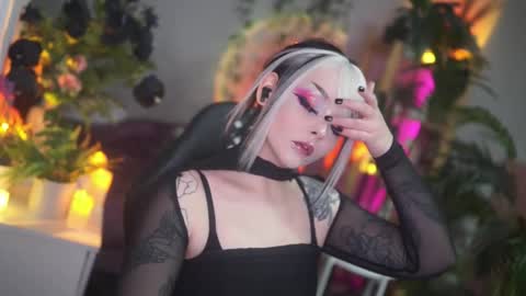 Snapshot of faith_chan chatting on October 17, 2025, 3:10 am faith_chan online show from October 17, 2025, 3:10 am
