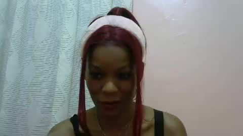 faizah_ online show from April 12, 2026, 1:38 pm
