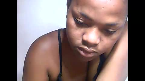 Snapshot of falielyse chatting on September 18, 2025, 11:23 am falielyse online show from September 18, 2025, 11:23 am
