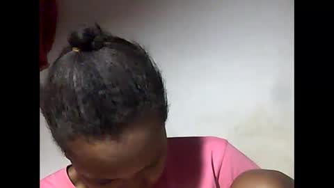 Snapshot of falielyse chatting on October 4, 2025, 7:39 am falielyse online show from October 4, 2025, 7:39 am
