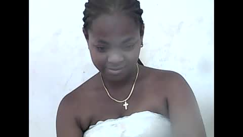 Snapshot of falielyse chatting on October 16, 2025, 8:04 am falielyse online show from October 16, 2025, 8:04 am