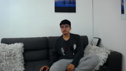 FallGays online show from January 16, 2025, 2:51 pm