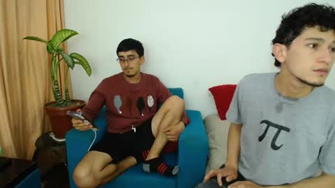 FallGays online show from May 3, 2026, 3:23 am
