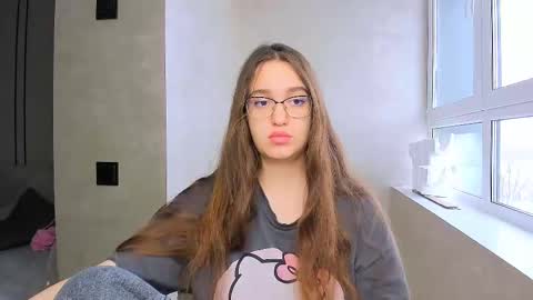 fancy bunny online show from February 22, 2025, 10:18 am