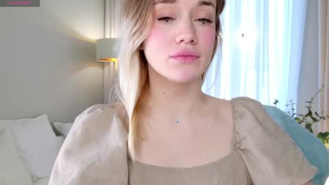 fancyamelia online show from March 24, 2026, 6:07 am