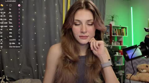 fancymeee online show from January 18, 2025, 11:00 am