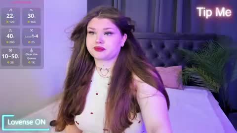 Snapshot of fanfik_ chatting on June 22, 2026, 12:24 pm Elena online show from June 22, 2026, 12:24 pm