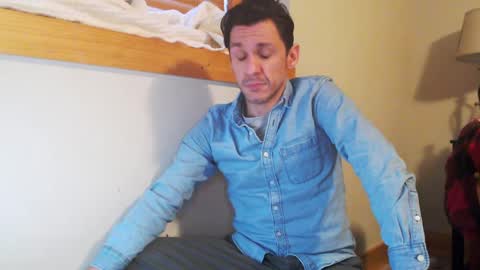 Fan Friction online show from January 8, 2025, 7:03 pm