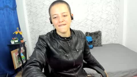 FANNY online show from March 12, 2025, 8:30 am