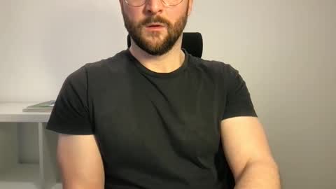 Snapshot of fantacyland chatting on February 20, 2025, 1:40 pm Alex online show from February 20, 2025, 1:40 pm