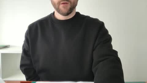 Snapshot of fantacyland chatting on March 6, 2025, 9:47 am Alex online show from March 6, 2025, 9:47 am