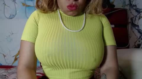 fantastic961397 online show from November 22, 2025, 9:03 pm