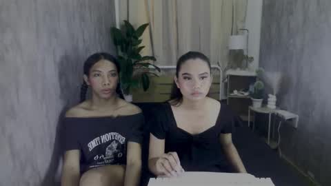 fantastic_kim online show from December 14, 2025, 3:45 am