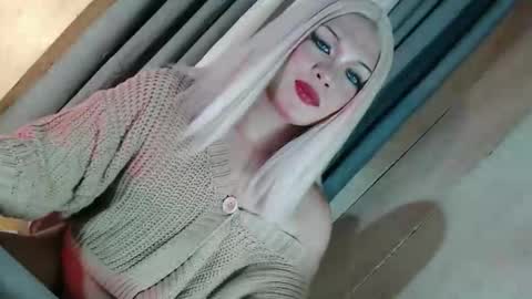 DANIELLA - DONT FORGET TO GIVE ME A THUMBSU UP online show from February 3, 2026, 11:32 pm