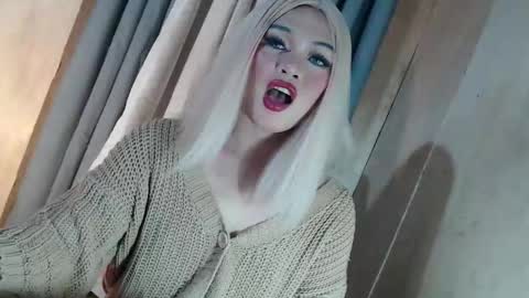 Snapshot of fantasticcock69_daniella chatting on May 14, 2026, 11:11 pm DANIELLA - DONT FORGET TO GIVE ME A THUMBSU UP online show from May 14, 2026, 11:11 pm