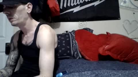 fantasydesire83 online show from April 4, 2026, 8:39 pm