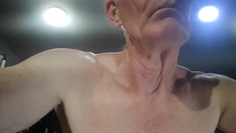 fantasyresort online show from March 28, 2026, 3:17 am