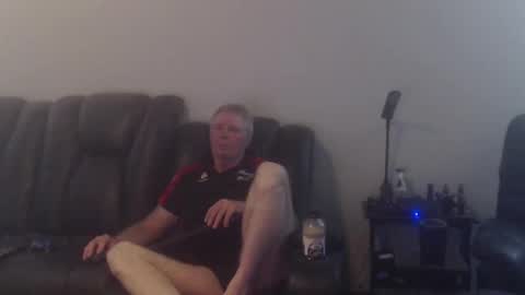 PHANTOM online show from October 15, 2025, 5:57 pm