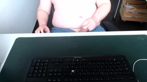 Cardi online show from November 30, 2025, 8:51 am