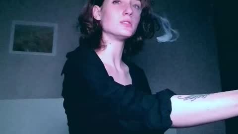 Kira online show from October 21, 2025, 1:06 am