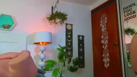 Farah online show from January 9, 2026, 12:08 pm