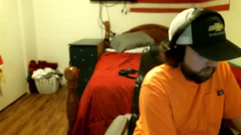 farmboy2398 online show from April 4, 2026, 12:42 am