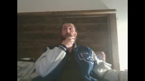 farmerboyart online show from April 14, 2026, 7:25 am