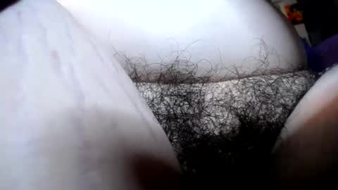 Farrah online show from October 20, 2025, 3:29 am