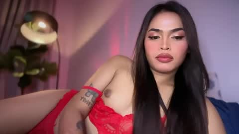 Snapshot of farrahmoanx chatting on June 19, 2026, 3:27 pm farrahmoanx online show from June 19, 2026, 3:27 pm