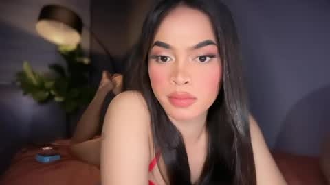 Snapshot of farrahmoanx chatting on July 31, 2026, 5:45 pm farrahmoanx online show from July 31, 2026, 5:45 pm