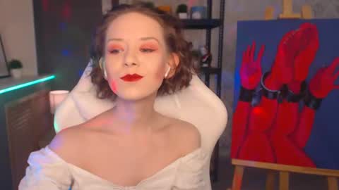 Fascinating   Eyes online show from February 6, 2025, 8:13 pm